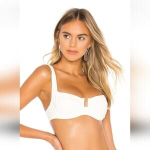 L*Space Camellia Bikini Top in White Size Medium NWT Underwire